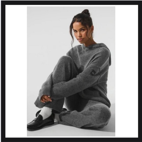 nwt New Class Cashmere Hoodie - Picture 2 of 3